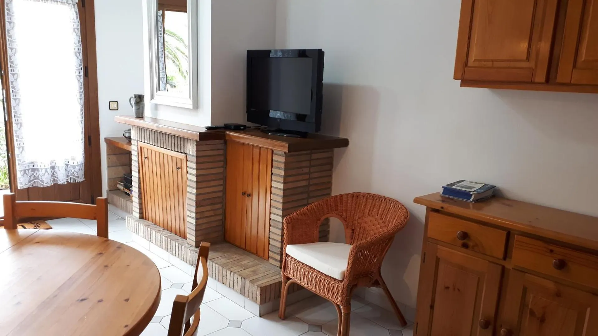 Casa Els Rosers Wifi L'Escala Spain